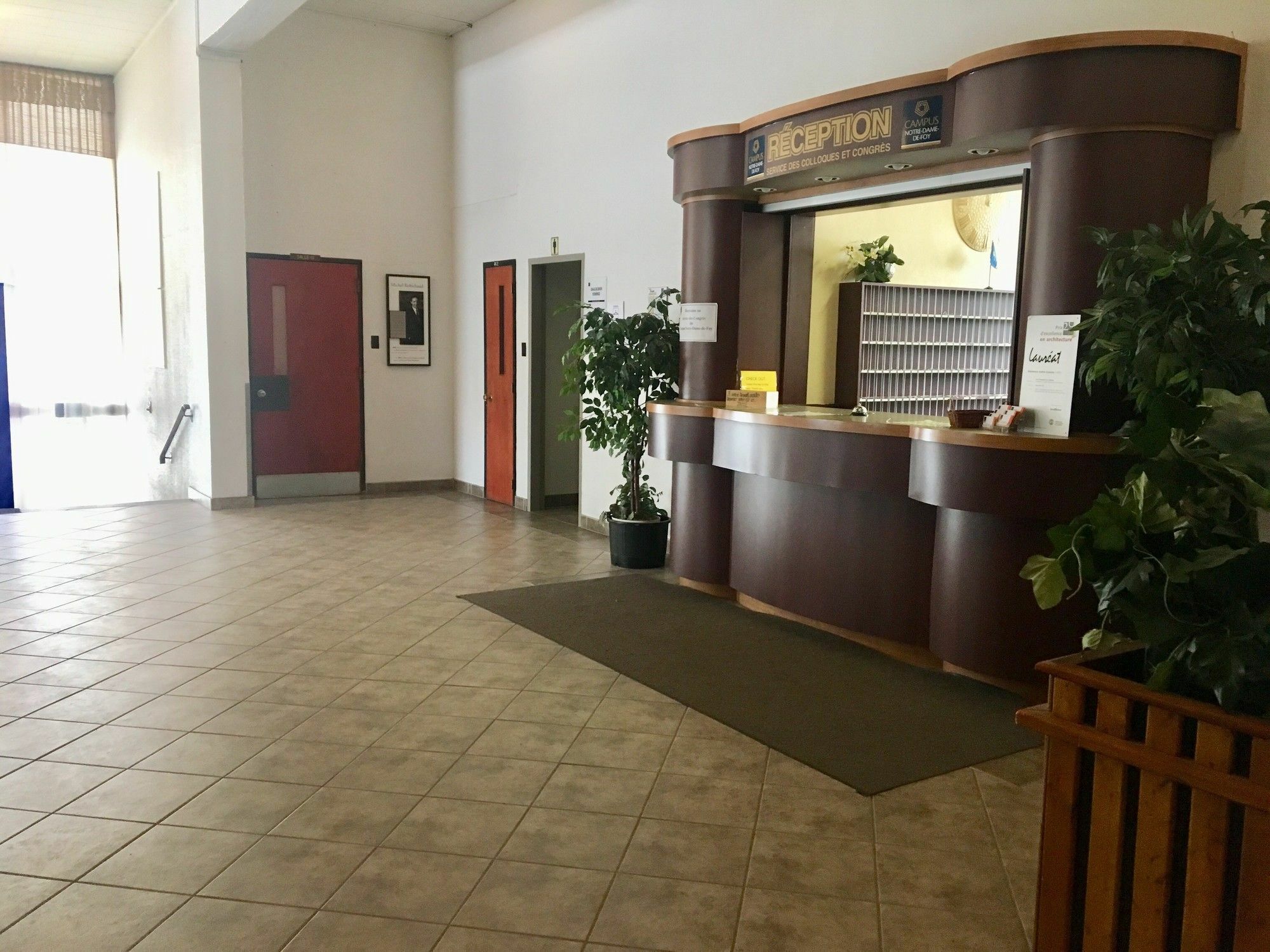 Residences Campus Notre-Dame-De-Foy Saint-Augustin-de-Desmaures Ngoại thất bức ảnh